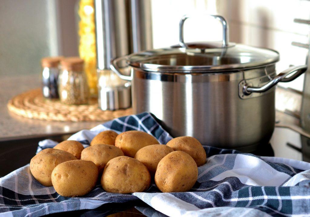  Von Kartoffeln träumen: süß, gebraten, gekocht, verdorben, etc.